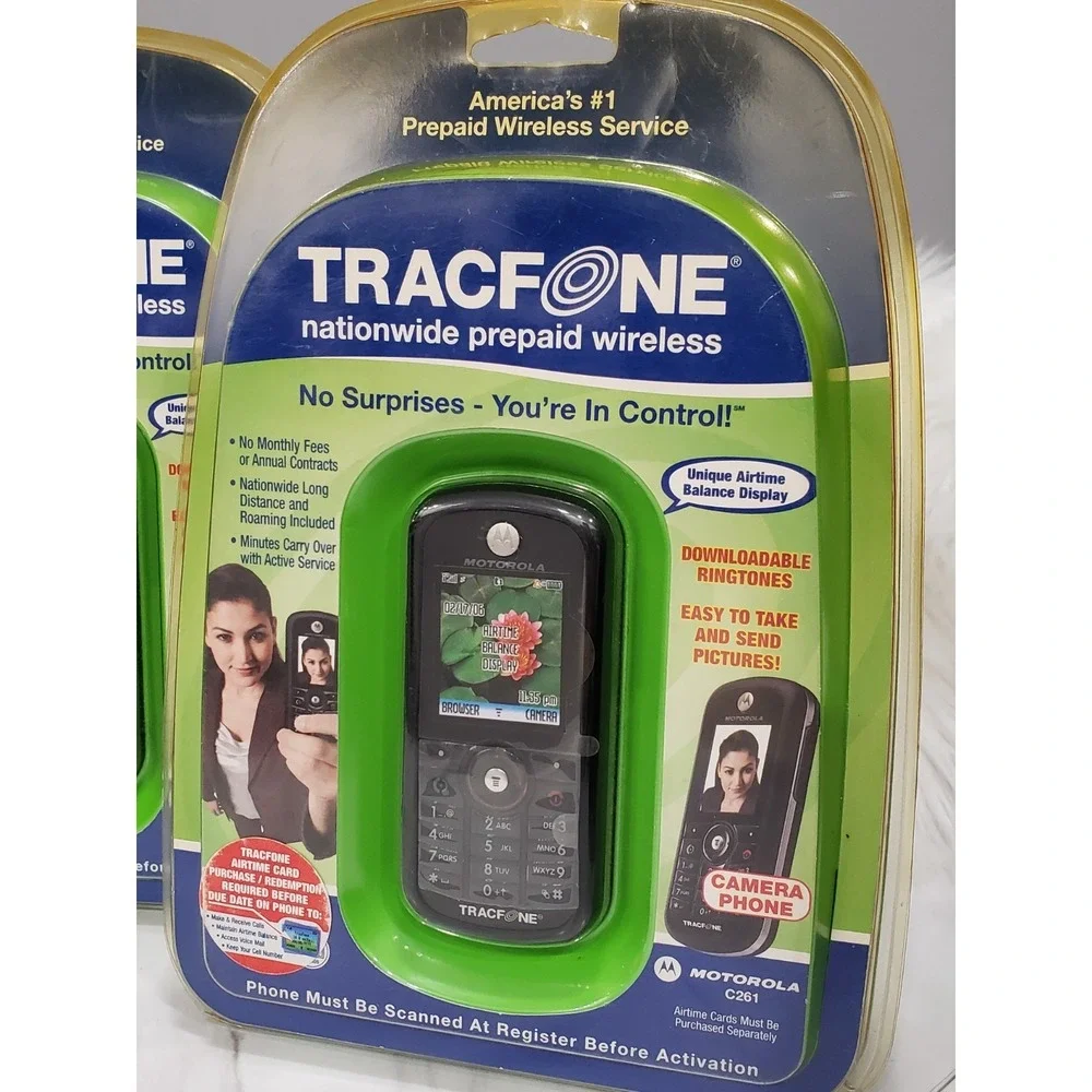 Lot 3 Motorola C261 TracFone Prepaid Wireless Camera Phone Black 2G Color Screen